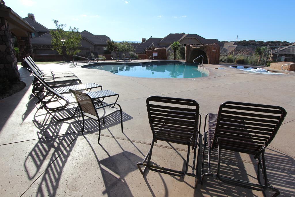 וושינגטון Canyon Villas At Coral Ridge מראה חיצוני תמונה